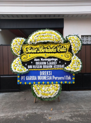 Papan Bunga Duka di Wainitu